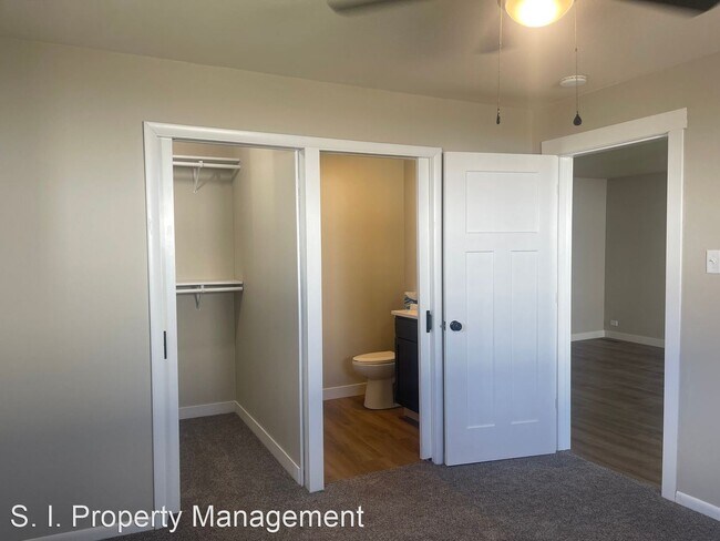 Building Photo - 2 br, 1.5 bath House - 612 S 9th