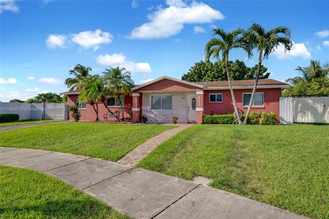 Foto del edificio - 26750 SW 124th Ave