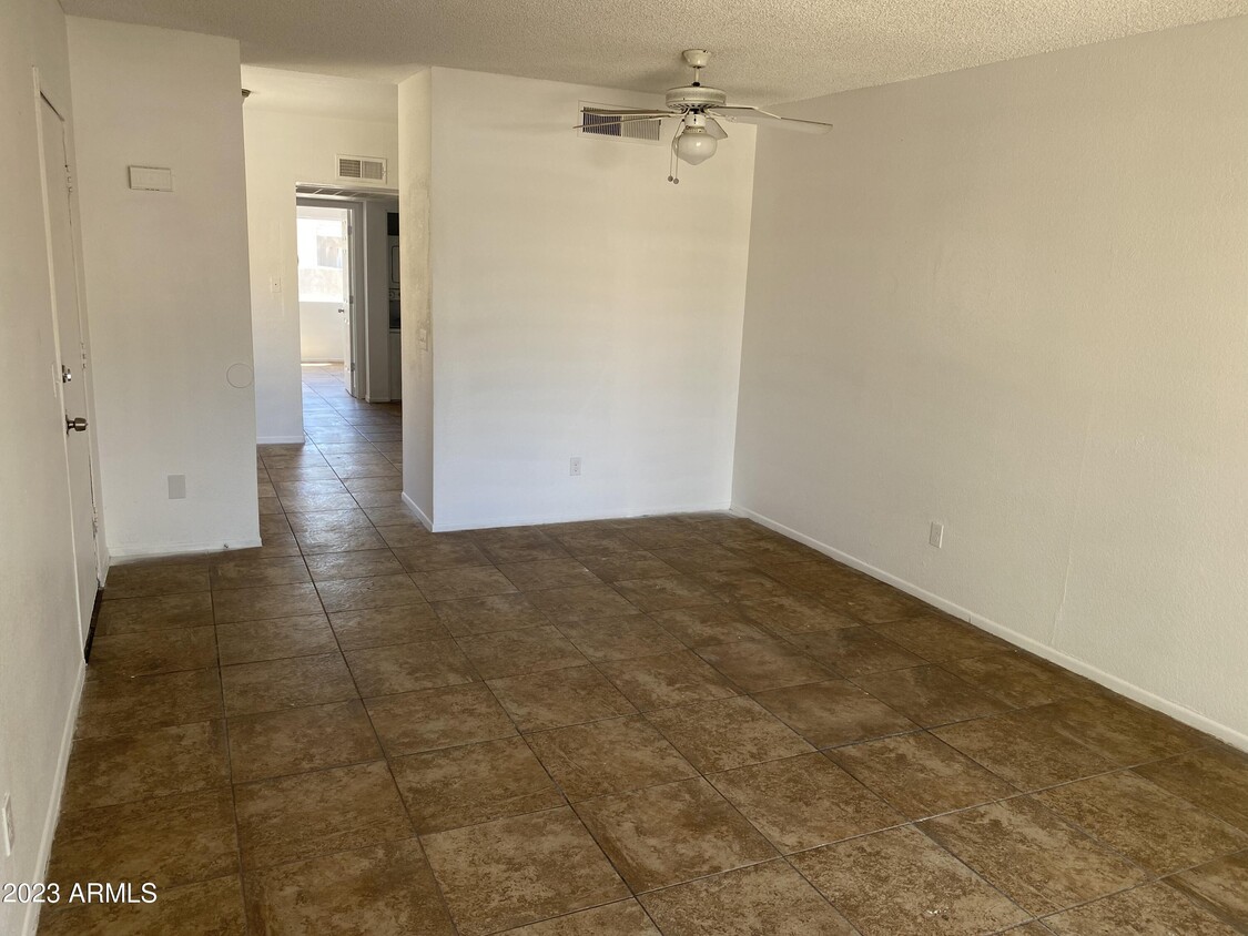 2838 E Marconi Ave Unit 203, Phoenix, AZ 85032 Room for Rent in Phoenix, AZ