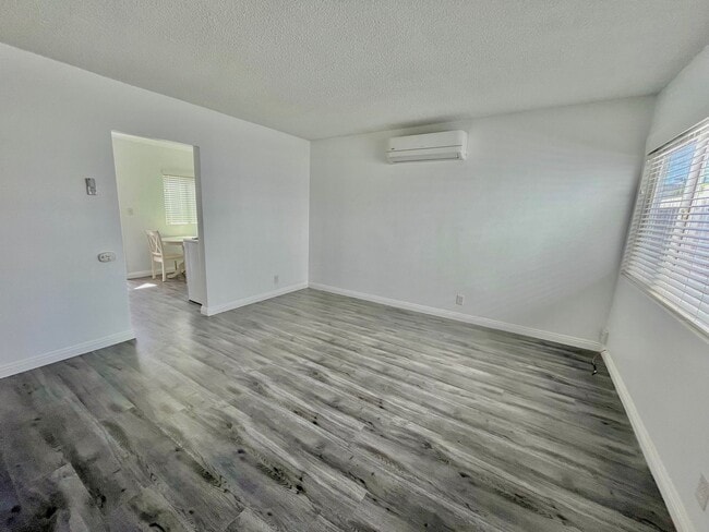 Photo - Small Apartment