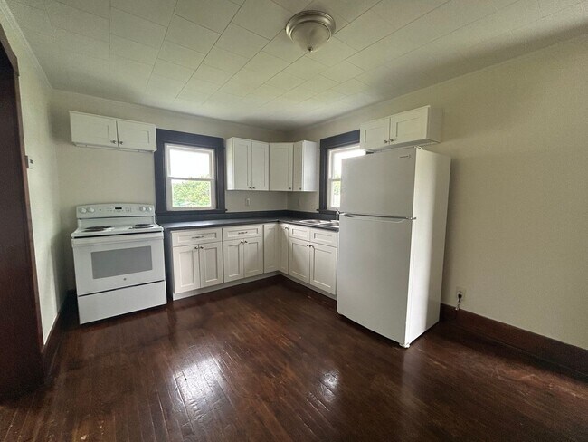 Foto del edificio - 563 Barkeyville Rd