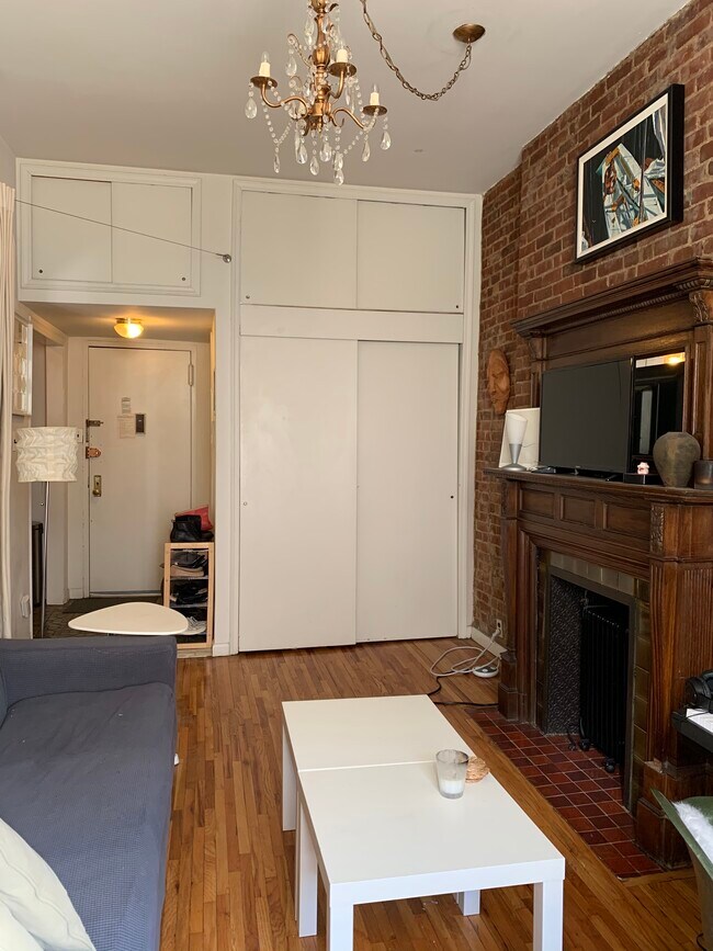Foto del edificio - 65 W 85th St