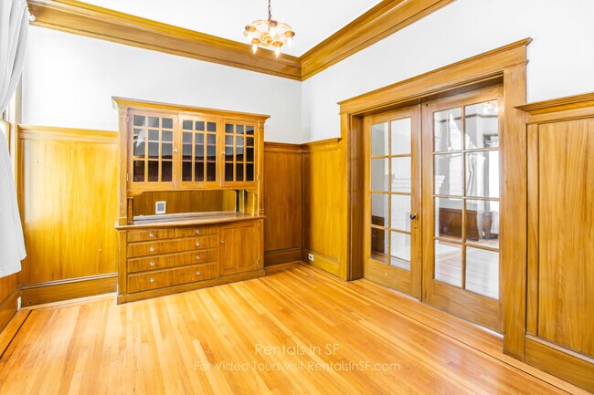 Building Photo - 363 Lexington St