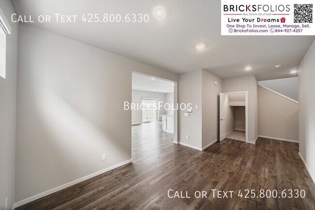 Foto del edificio - Welcome to Your Dream Home in Port Orchard...