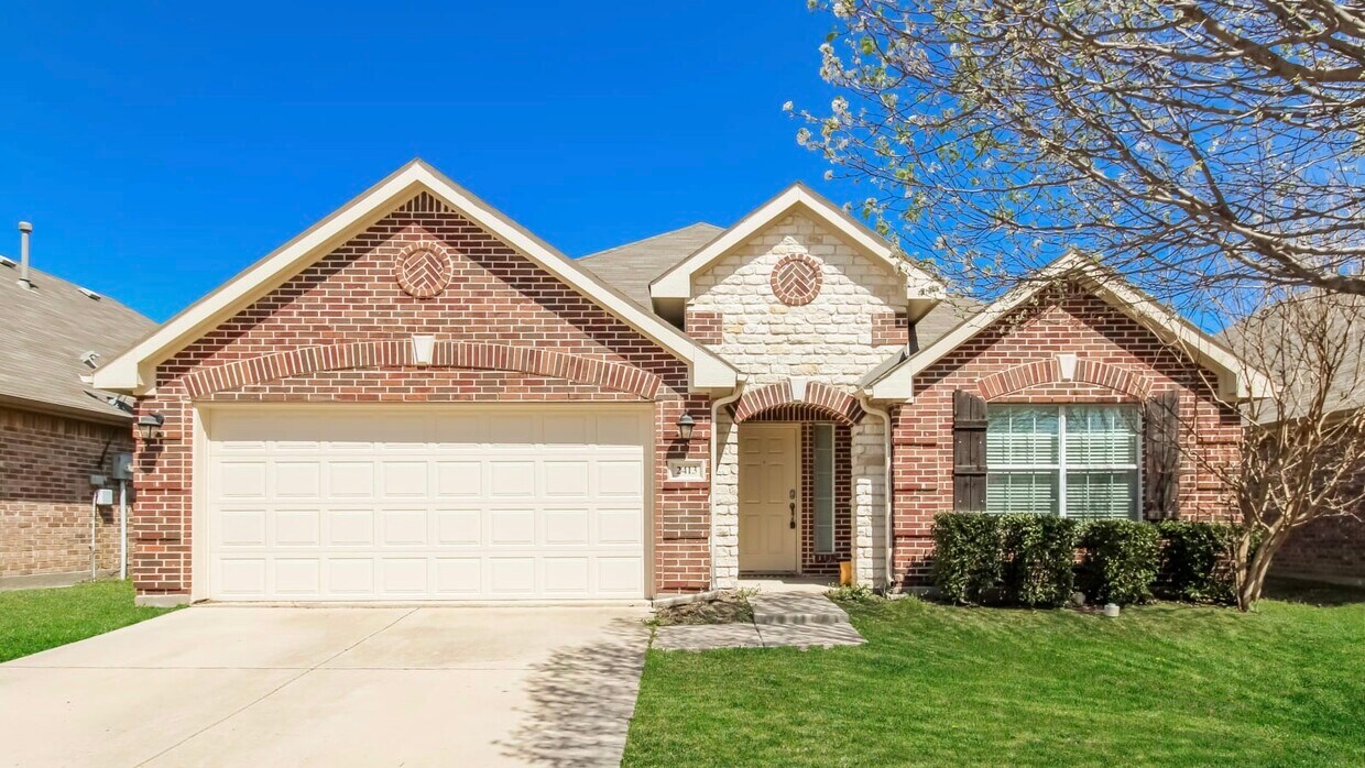2413 Castle Creek Dr, Little Elm, TX 75068 House for Rent in Little