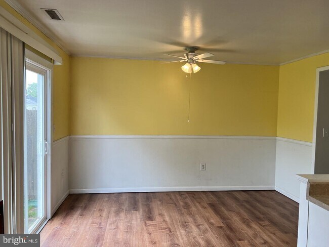 Building Photo - 453 Berry Ct