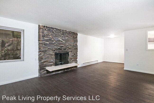Building Photo - 3539 27th Pl W