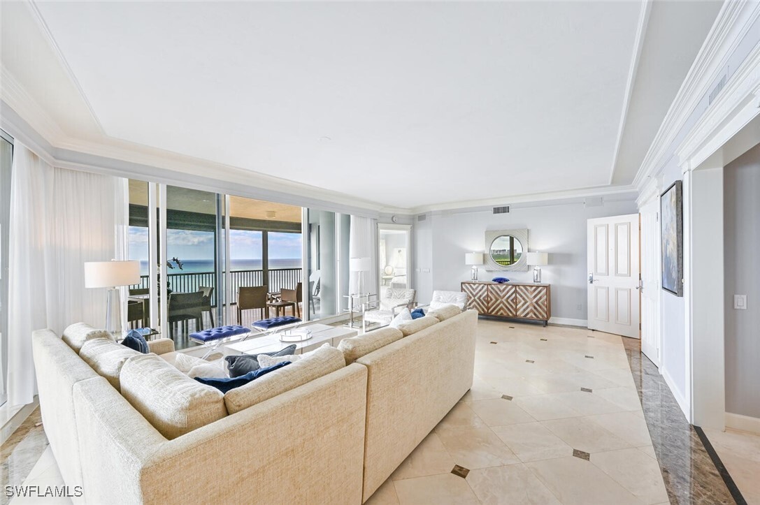 Primary Photo - 8665 Bay Colony Dr