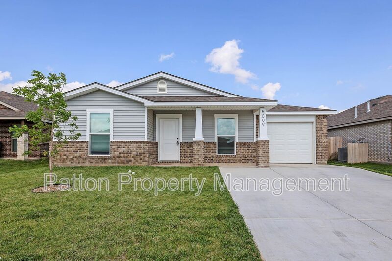 Foto principal - 5009 Stoney Fork St