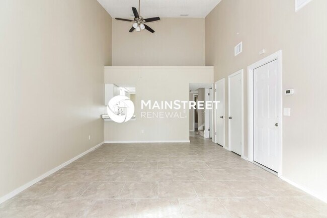 Building Photo - 3 Bedroom Pet-Friendly Home in Winter Haven, FL with Main Street Renewal