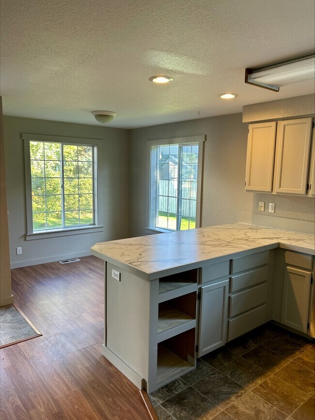 Building Photo - 3244 Partridge Ln