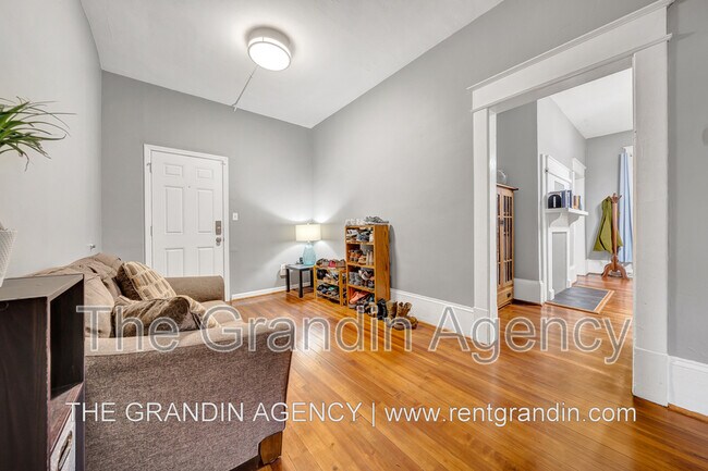 Building Photo - 1826 Rorer Ave SW