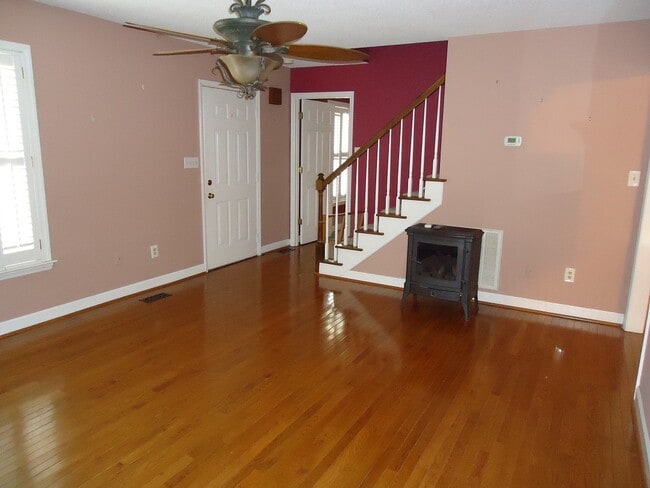 Building Photo - 805 Durango Ct