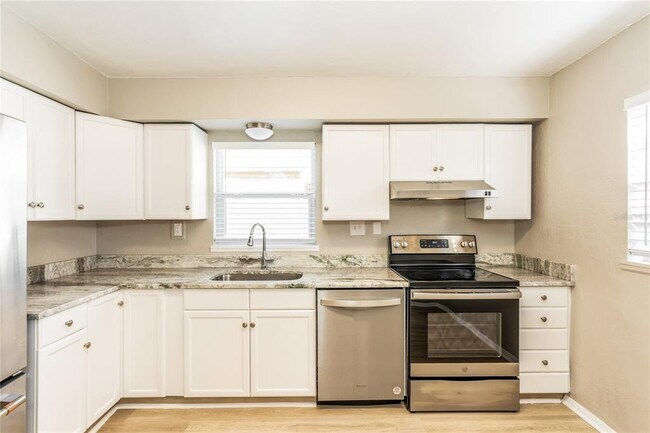 Foto del edificio - 4626 20th Ave N