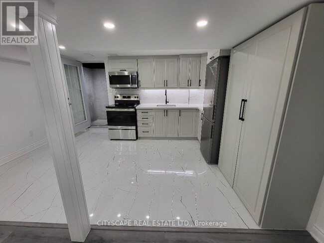 Photo du bâtiment - 3207 Pebblewood Rd