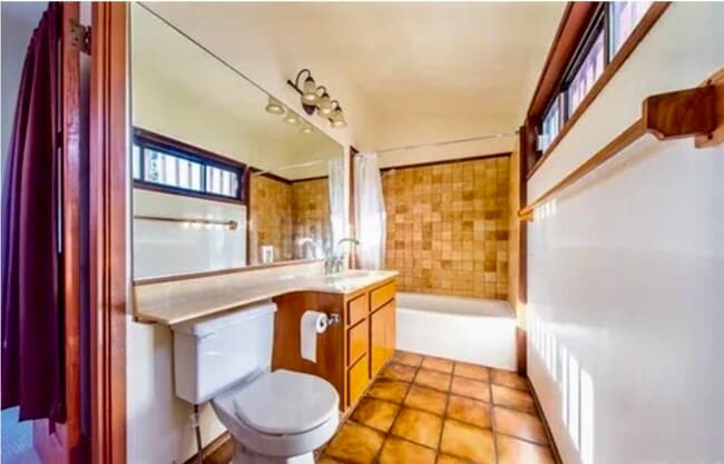 Foto del edificio - 7506 Earldom Ave