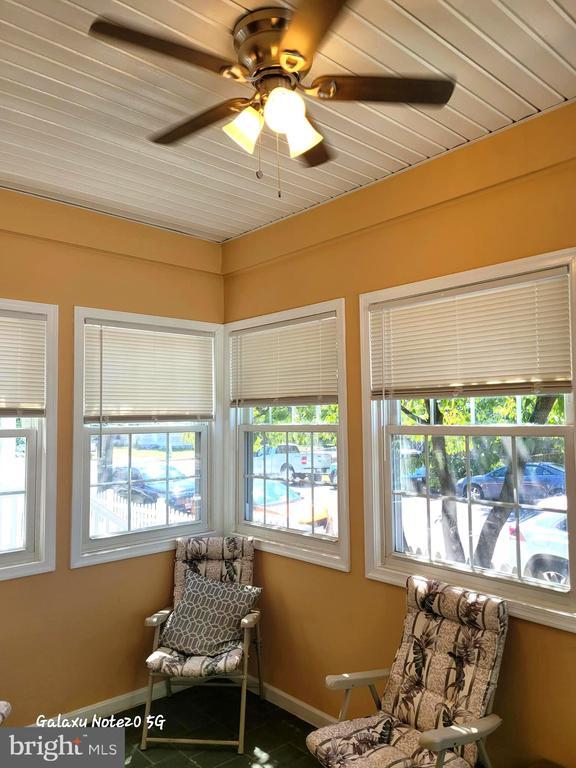 Foto principal - 3719 5th St