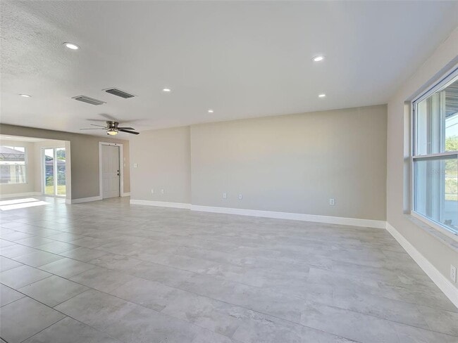 Foto del edificio - 4342 Ewing Cir