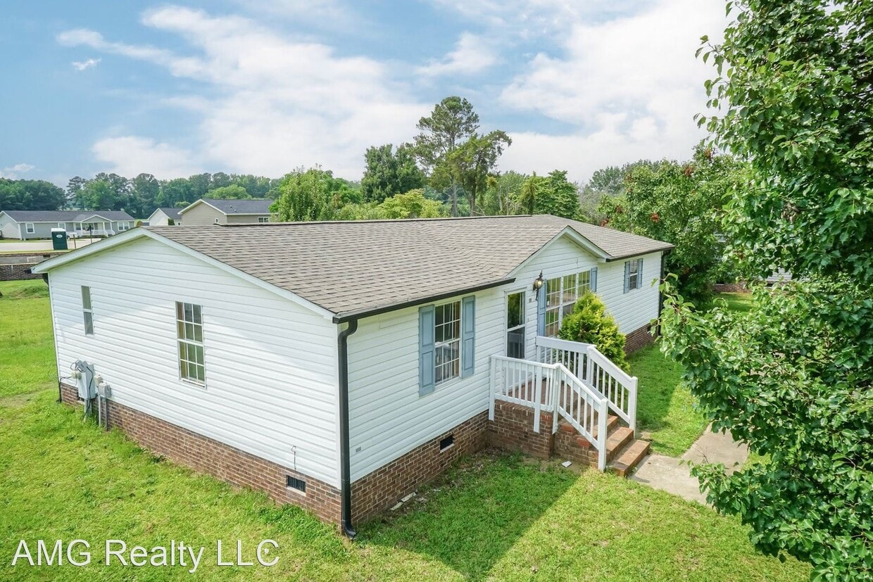 106 Rollingwood Cir, Kenly, NC 27542 House Rental in Kenly, NC