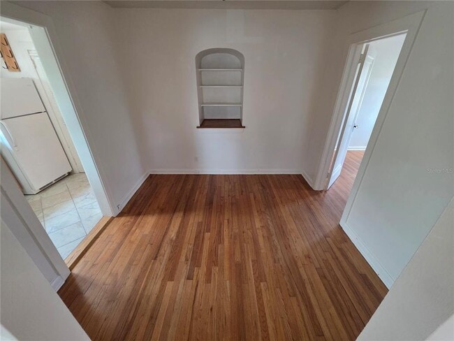 Building Photo - 807 N Thornton Ave