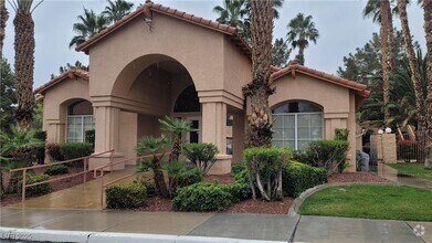 Building Photo - 2925 Wigwam Pkwy