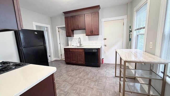 Photo - 76 Antwerp St Apartment