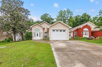 Building Photo - 2128 Fallbrooke Ct