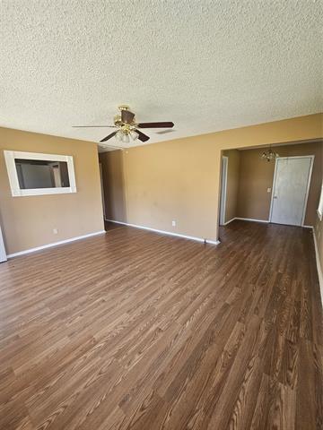 Building Photo - 106 Tumbleweed Dr