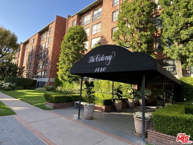 Foto del edificio - 1440 Veteran Ave