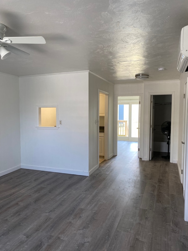 Primary Photo - 115 E Sothel St