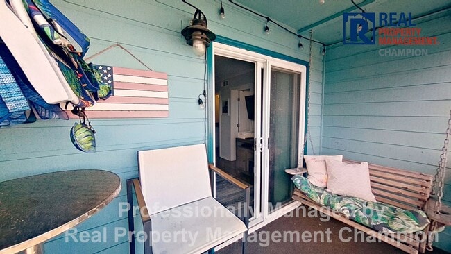 Building Photo - Fully Furnished Ocean View Condo on Caroli...