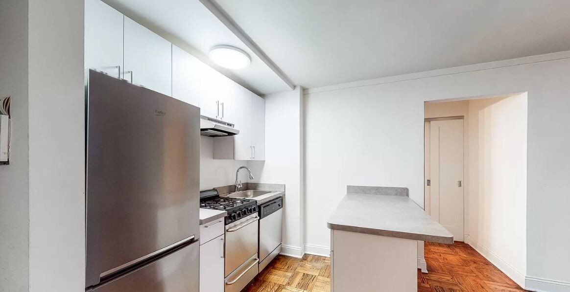 Foto del edificio - 160 E 55th St