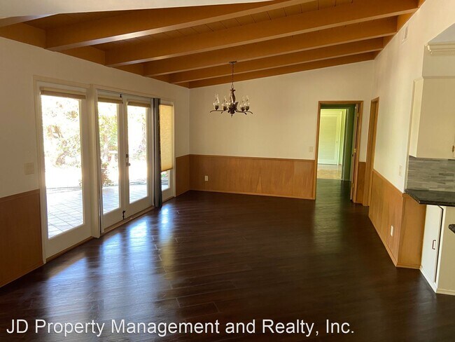 Foto del edificio - 3 br, 2 bath House - 10405 Sierra Vista Ave
