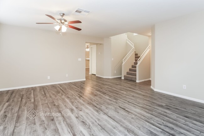 Building Photo - 10216 Asti Pl