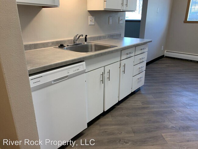 Foto del edificio - 816-820 24th Ave S