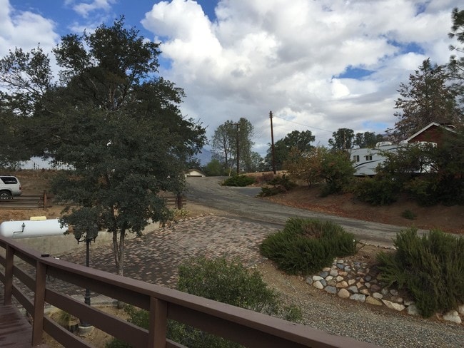 Building Photo - 141 Panorama Dr