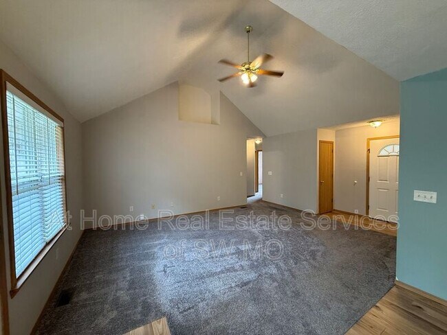 Foto del edificio - 3854 S Keystone Ave