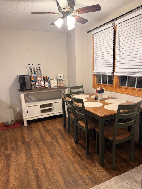 DINING ROOM - 2202 Pinehurst Dr