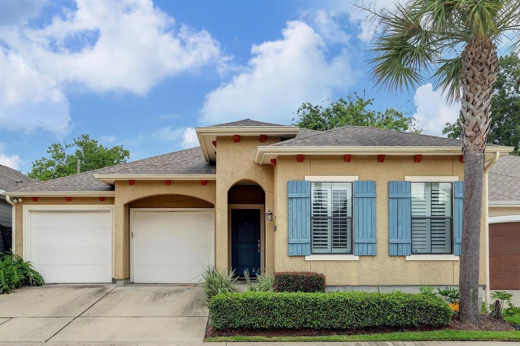 Foto principal - 6089 Yale St