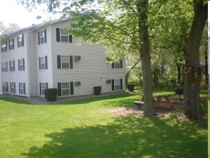 Foto del edificio - Manor Village Apartments