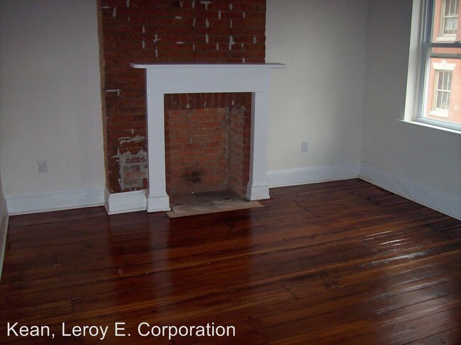 Building Photo - 118 S 18th St