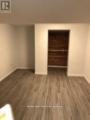 Building Photo - 54 Codsell Ave