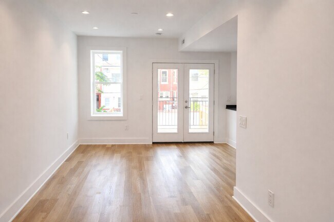 Foto del edificio - 727 Quebec Pl NW