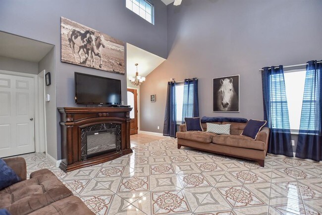 Foto del edificio - 13211 Dennis Way Ln