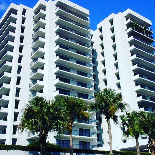 Bay View Reserve Condomi - 7550 Hinson St