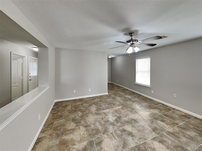 Building Photo - 358 Silky Leaf Dr