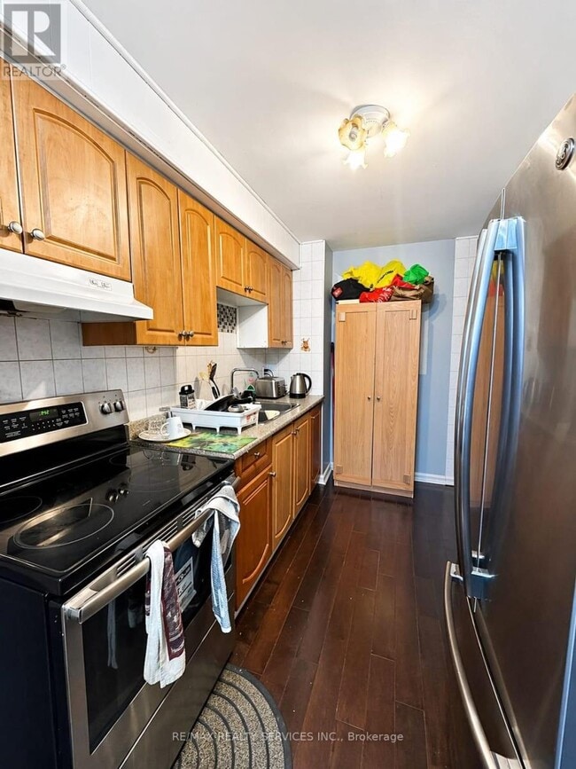 Building Photo - 50 Eden Park