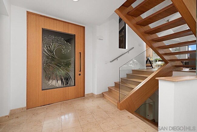 Foto del edificio - 2127 Heather Ln