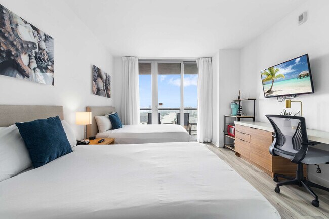 Foto del edificio - 2602 E Hallandale Beach Blvd