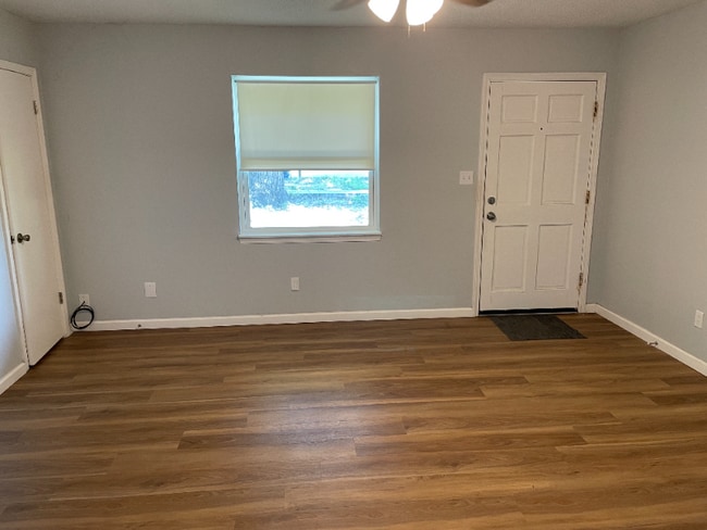 Building Photo - 4812 Tradewinds Dr